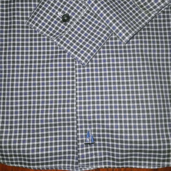 Men Nordstroms Button DOwn - Picture 3 of 5